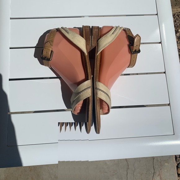 Frye brown and cream leather strap sandals size 9M - Picture 13 of 15